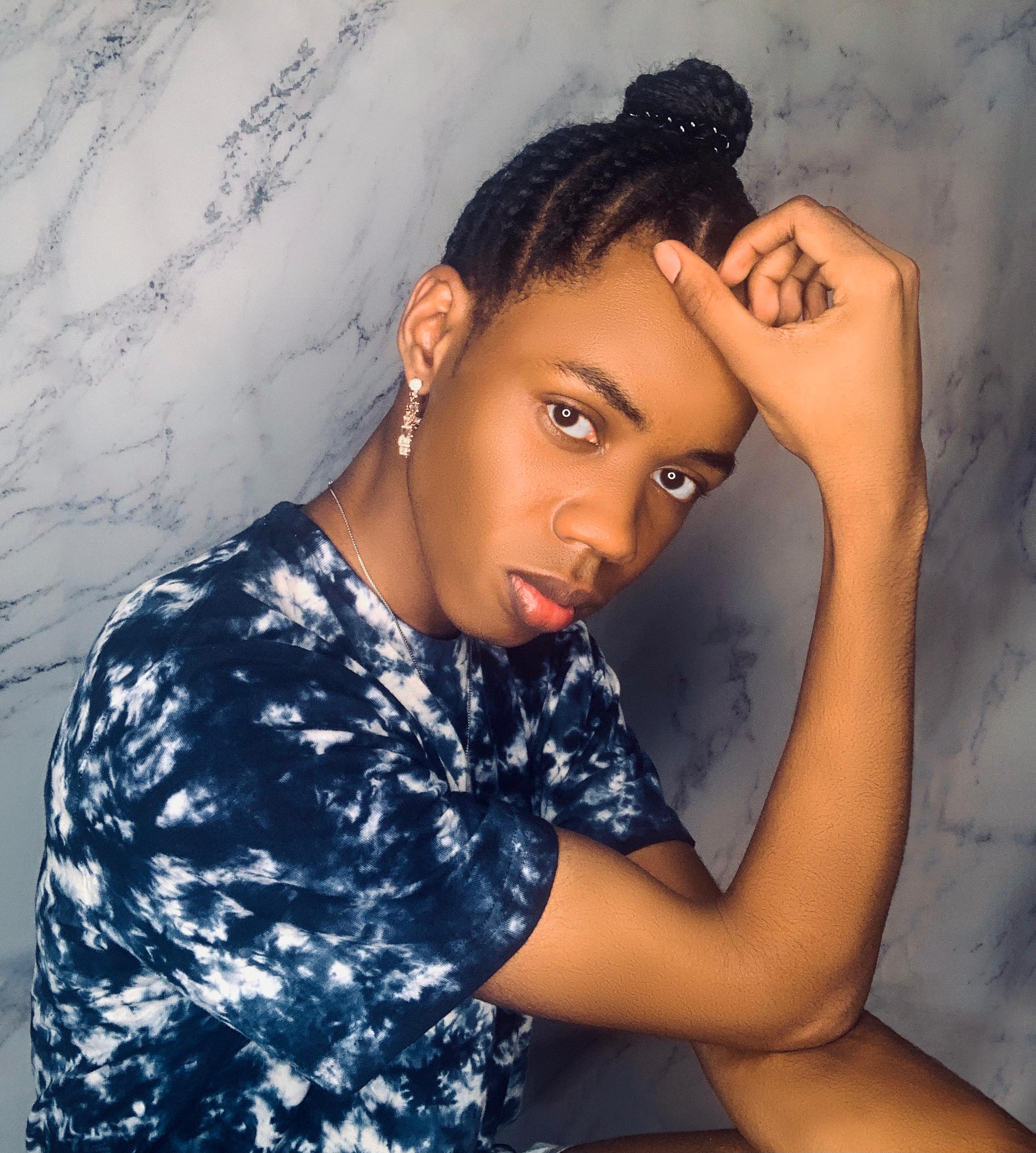 Shilay throwback portrait blue and white shirt